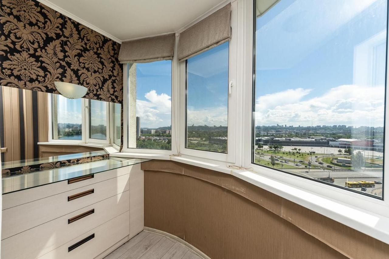 Fashionable Panoramic Apartments Dnieper. Obolon Kiew Exterior foto