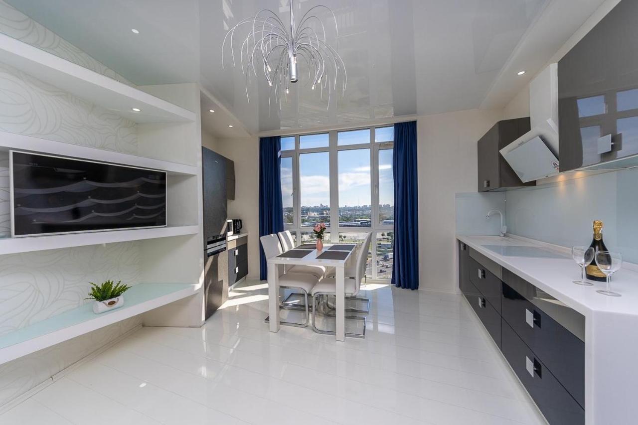 Fashionable Panoramic Apartments Dnieper. Obolon Kiew Exterior foto